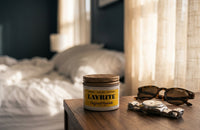 Layrite Original Pomade - product in moderne thuis-setting