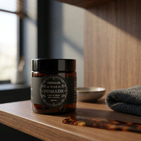 Tonsor & Cie Pomade - lifestyle setting